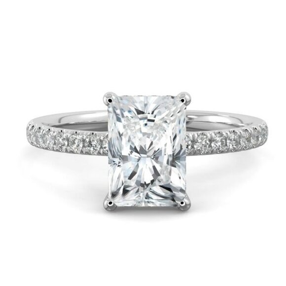4 Carat Radiant Cut Lab Grown Diamond Solitaire Engagement Ring - Picture 1 of 3
